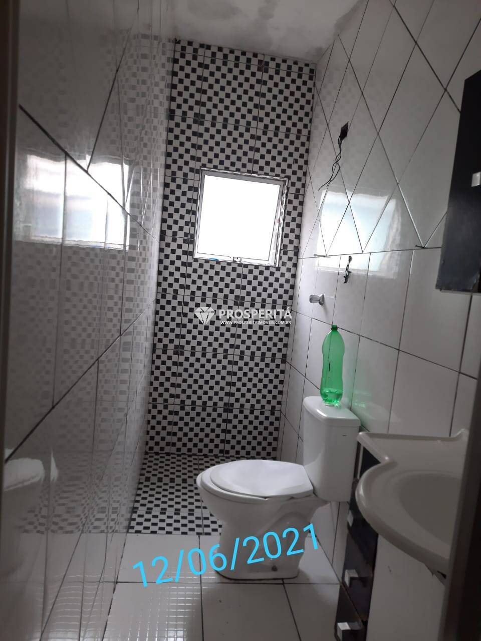 Casa à venda com 4 quartos, 160m² - Foto 14