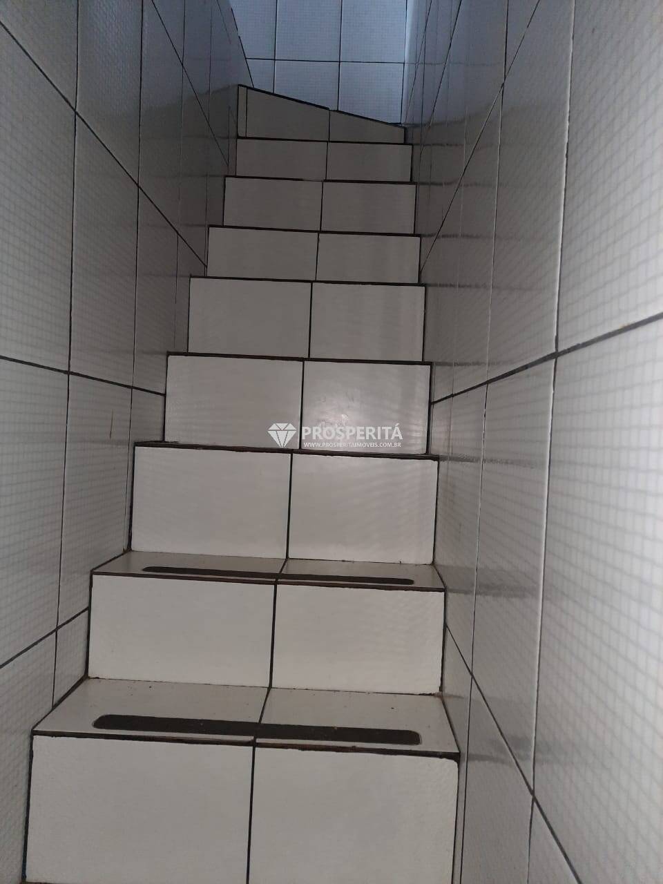 Casa à venda com 4 quartos, 160m² - Foto 7