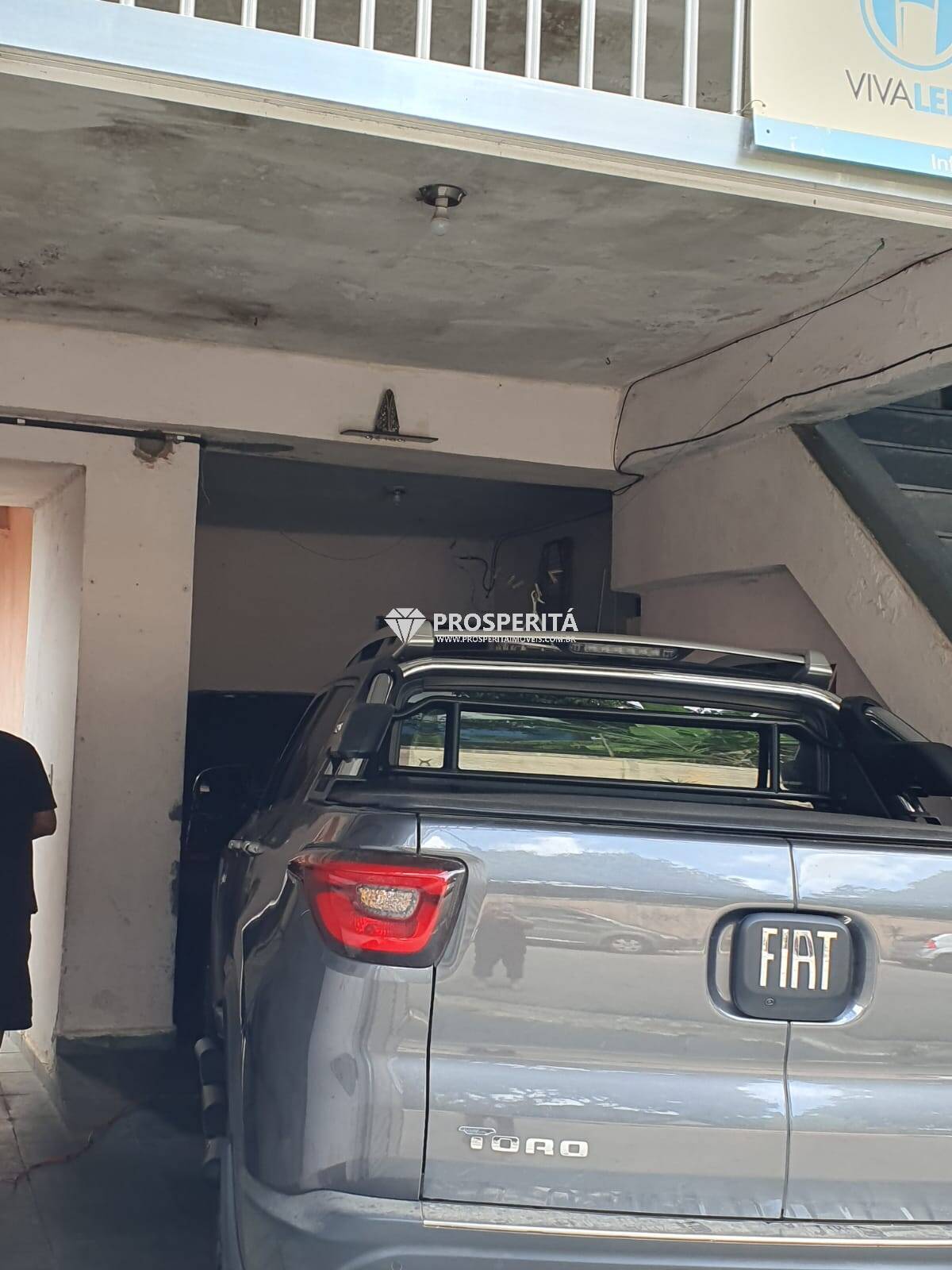 Casa à venda com 11 quartos, 525m² - Foto 2
